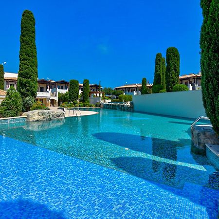 קוקליה 2 Bedroom Apartment Assia With Communal Pool, Aphrodite Hills Resort מראה חיצוני תמונה