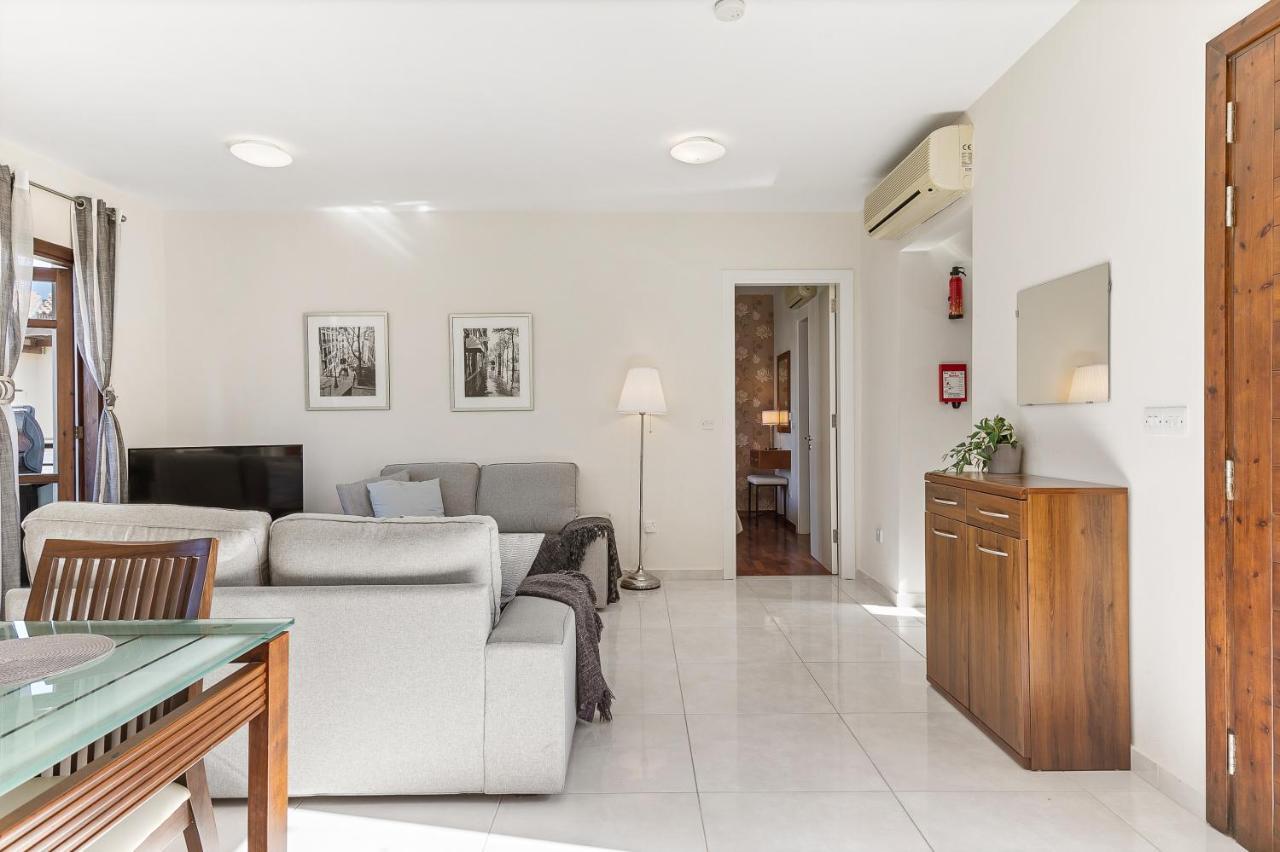 קוקליה 2 Bedroom Apartment Assia With Communal Pool, Aphrodite Hills Resort מראה חיצוני תמונה